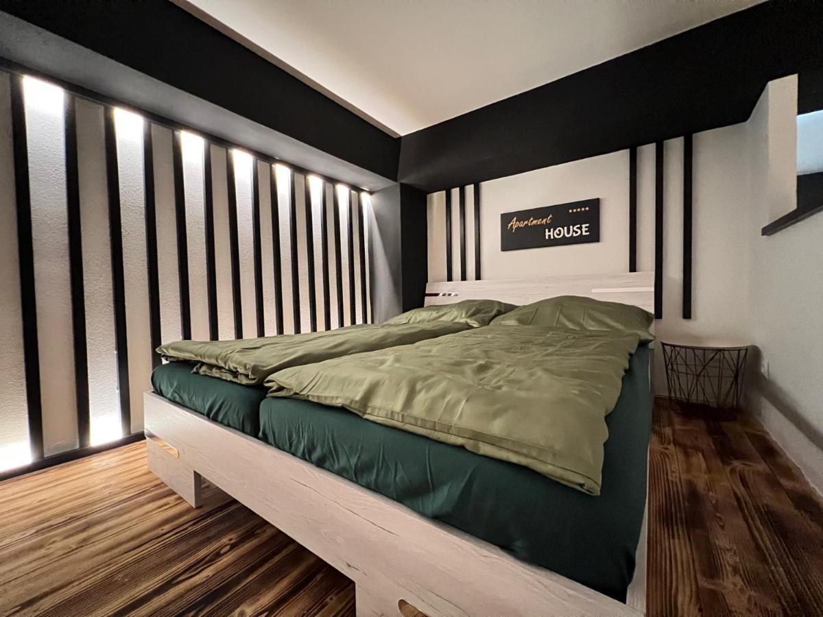 Apartment House Nová Dubnica מראה חיצוני תמונה